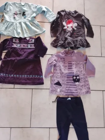 Lot robe  18 mois