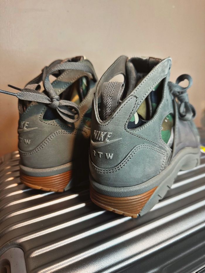 🩶 Nike Huarache Corteiz “Grey Anthracite” - photo numéro 4