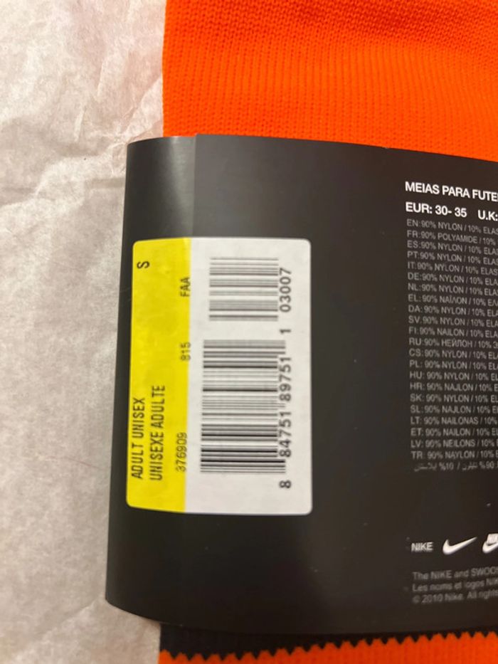 Maillot de foot Nike, équipe Pays-Bas avec chaussettes taille 7/8 ans authentique neuf - photo numéro 13