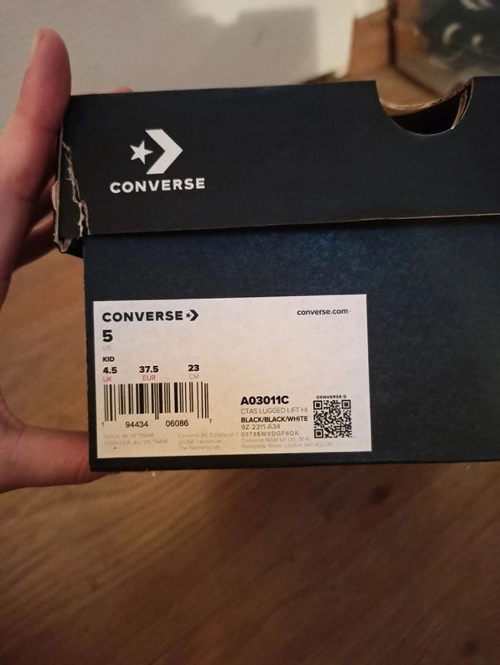 Paire de chaussures Converse - photo numéro 8