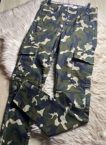 Joli jean motif camouflage militaire Jennyfer Taille XS / 34