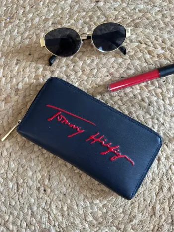 Portefeuille Tommy Hilfiger bleu marine