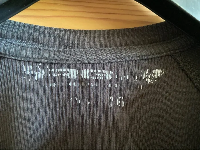 T-shirt à manches longues gris foncé - photo numéro 2