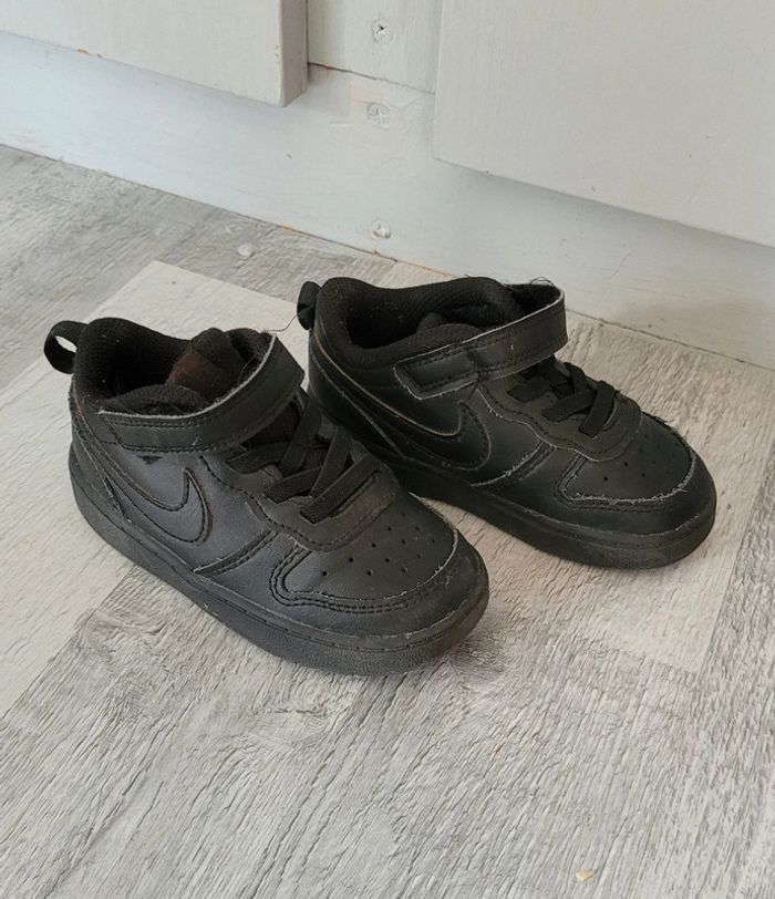 👟 Basket Nike 👟 Taille 23.5 - photo numéro 2