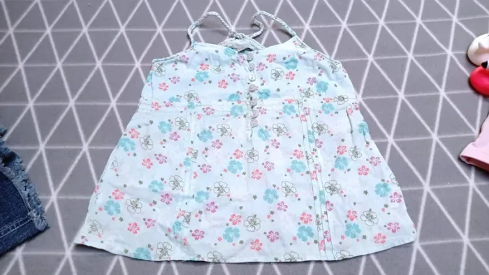 🦄Lot 3 articles, 5 ans - photo numéro 5