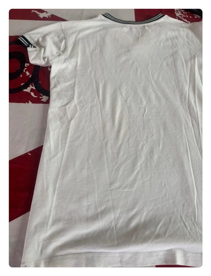 T-shirt col en V Enzo Di Capri taille S - photo numéro 13