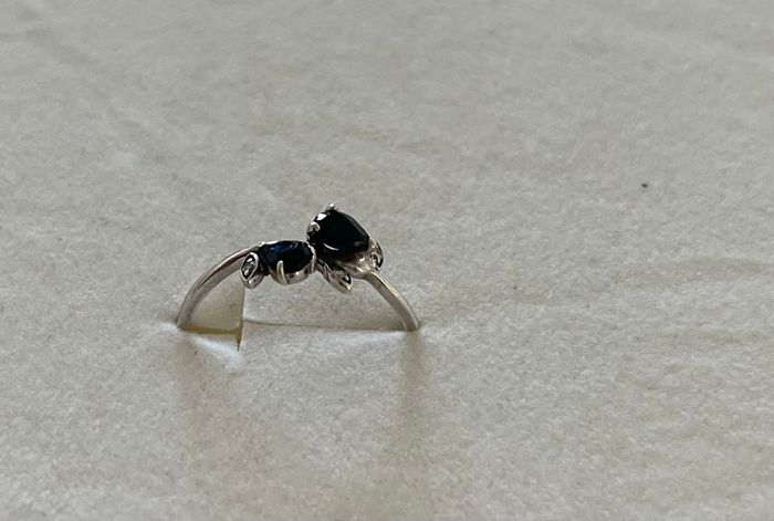 Bague or blanc saphir bleu - photo numéro 4