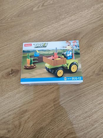 Tracteur de récolte sluban 80pieces neuf