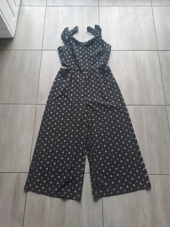 Combi noir à petite fleurs Jennyfer Taille M