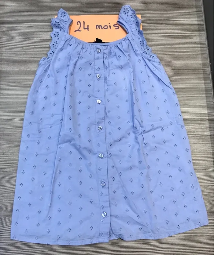 Robe 24 mois broderie kiabi - photo numéro 6