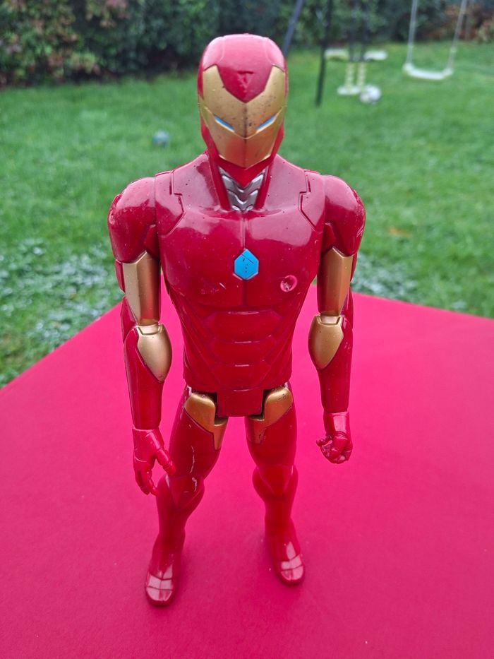 Figurine 30 cm iron man