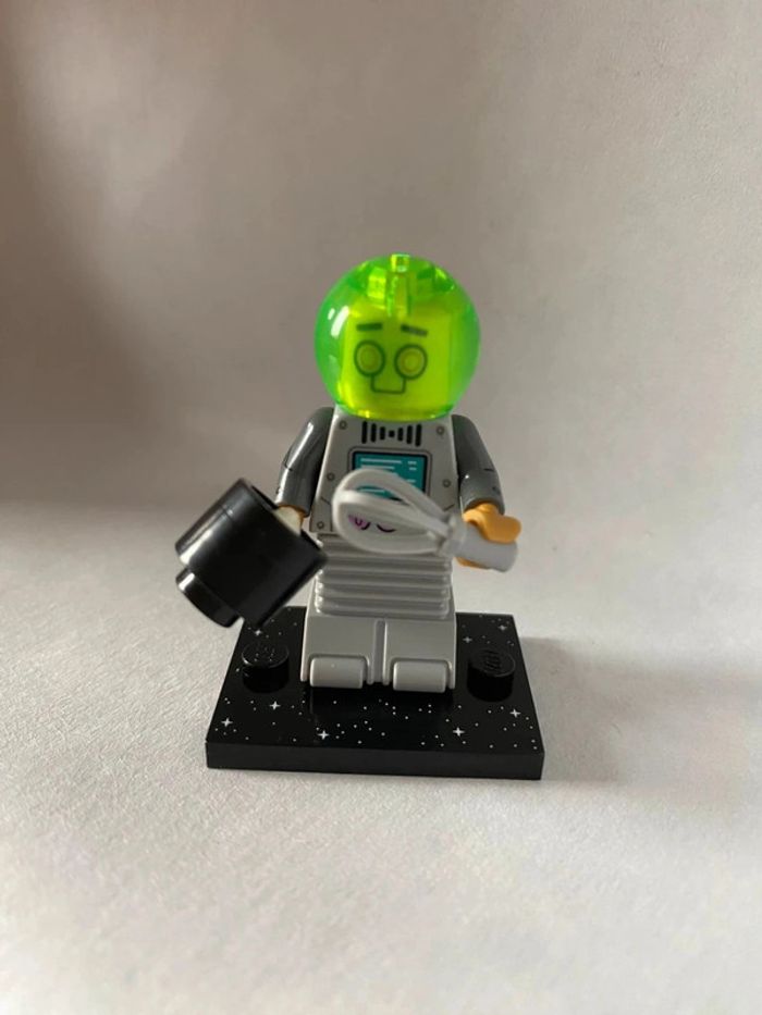 Minifigurine LEGO Séries 26 l'espace (71046) - N°9 Robot Majordome - Neuf