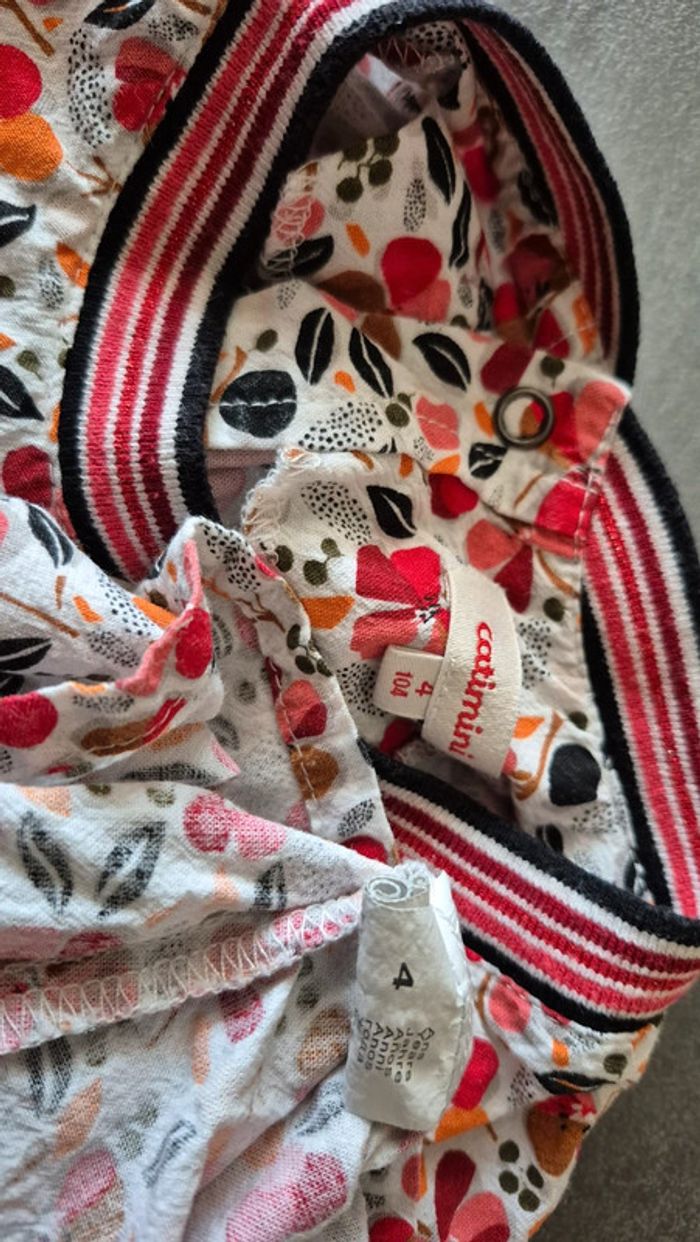 Blouse ML à fleurs Catimini 4ans - photo numéro 3