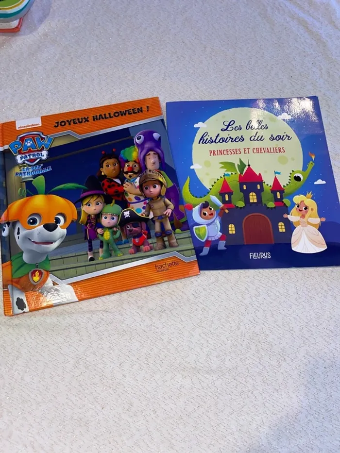 Lot de 2 livres pat patrouille joyeux Halloween et fleurus