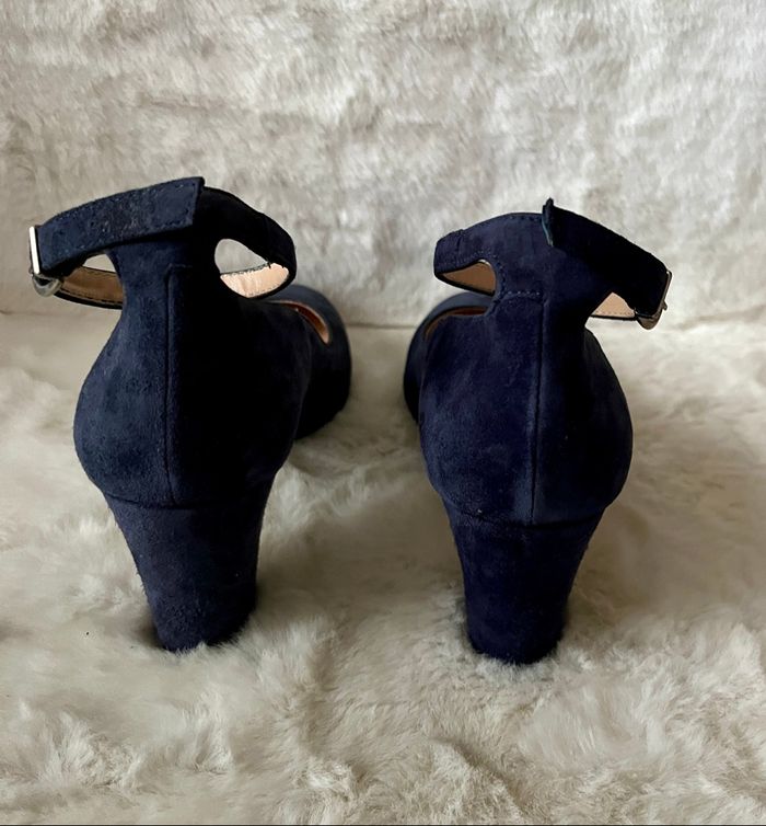 Escarpins en cuir avec brides bleu marine Minelli pointure 36, talons 7 cm - photo numéro 5