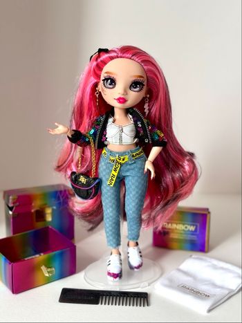 Priscilla custom Rainbow High 