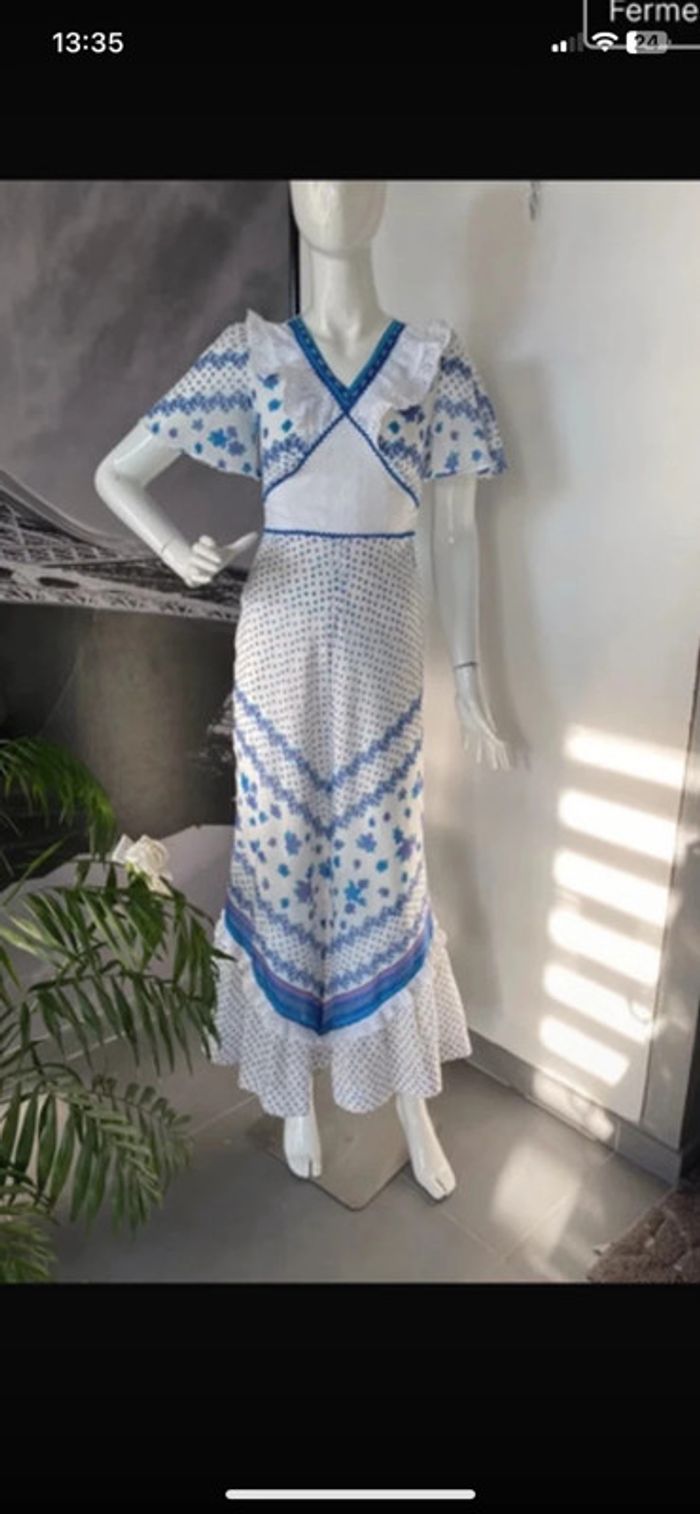 Robe longue de 1970 voir mensurations