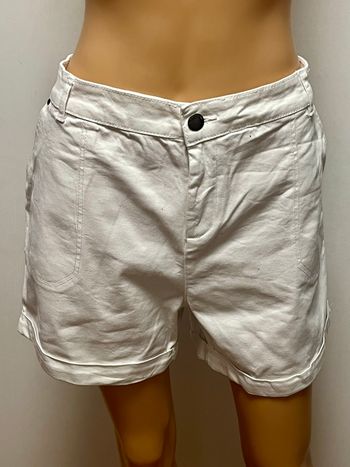 Short blanc in extenso 