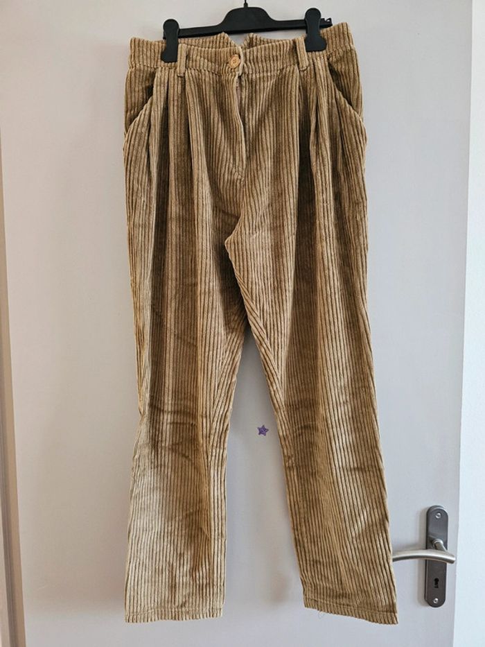 Pantalon velours côtelé Yume. Taille 38