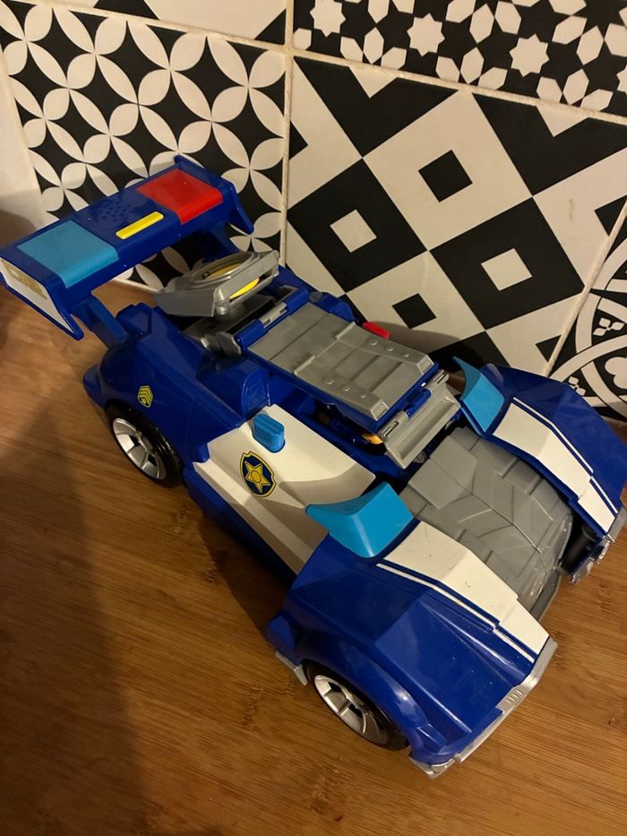 Voiture de Police + Moto Pat Patrouille Avec Transformation, Lance-Projectiles et Figurine Chase - photo numéro 7