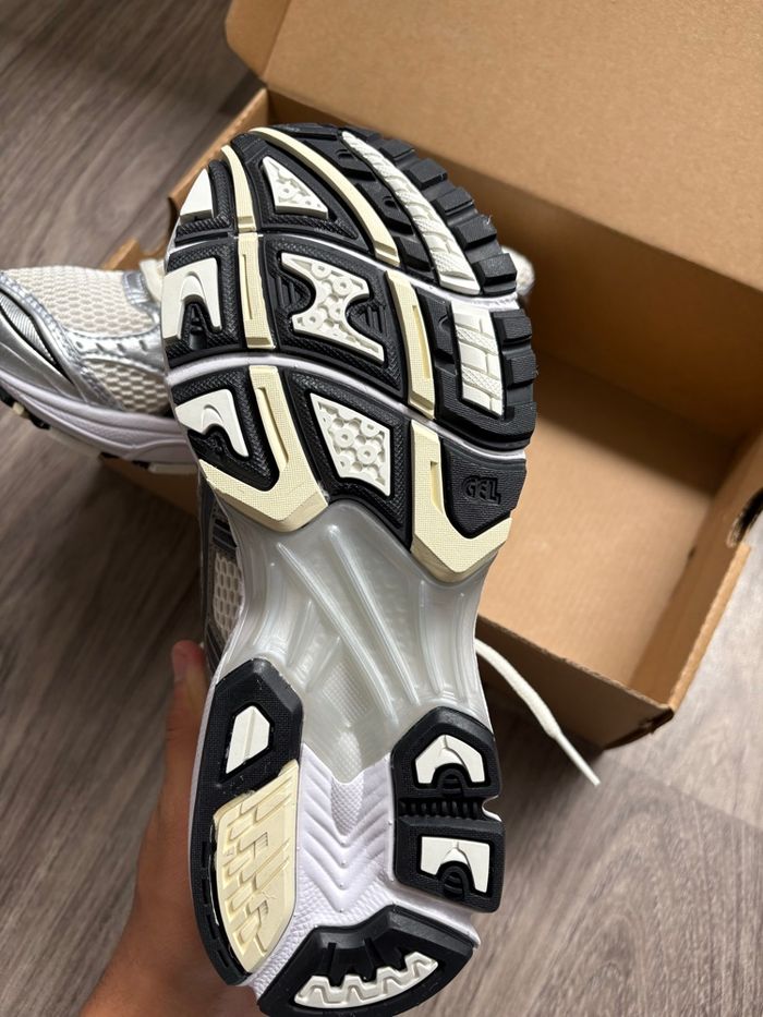 Asics kayano 14 white black cream - photo numéro 3
