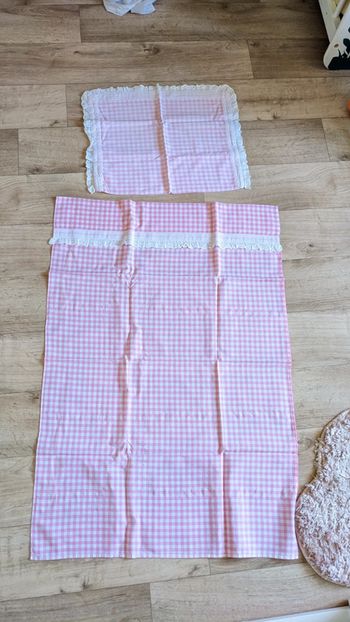 Ensemble taie d'oreiller - couverture/drap rose bébé