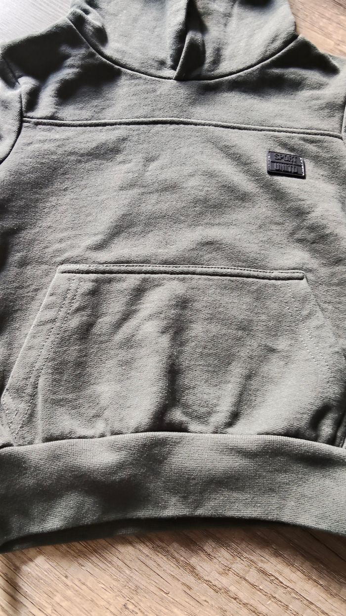 Sweat à capuche 3-4 ans - photo numéro 2