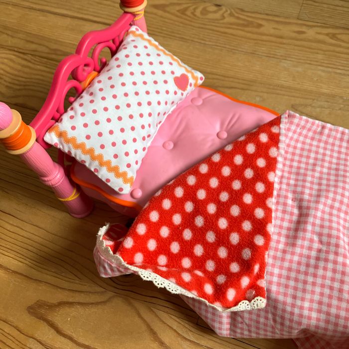 Lit pour grande Lalaloopsy - photo numéro 3