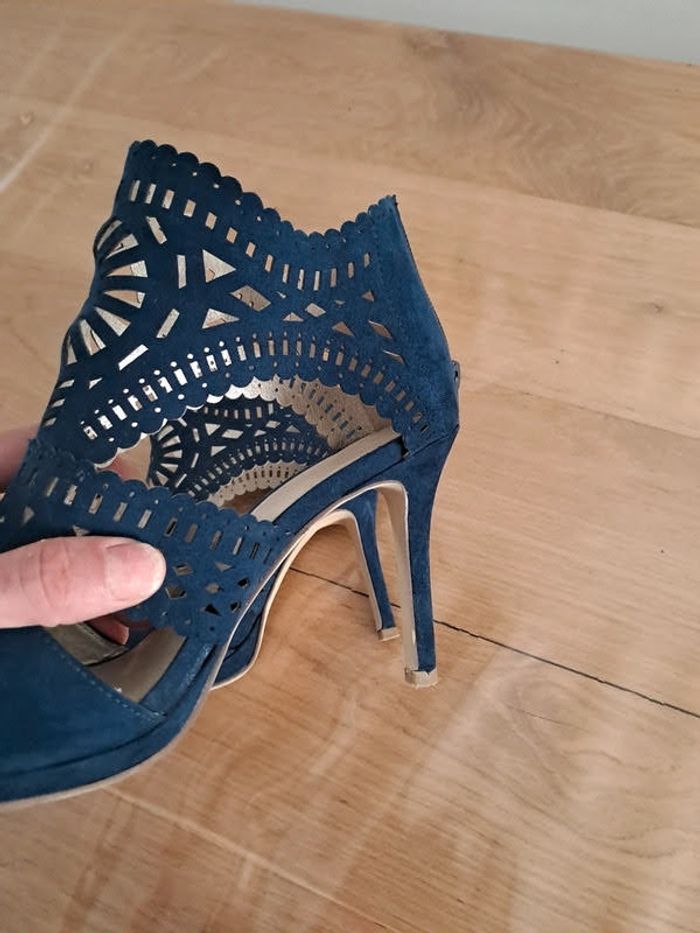 Sandales à talons - photo numéro 4