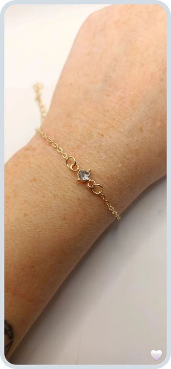 superbe bracelet en acier doré