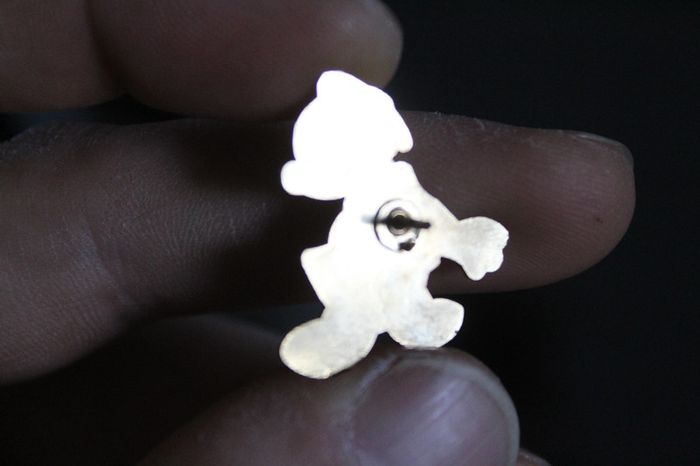 Pin's Donal Duck - Disney - photo numéro 2