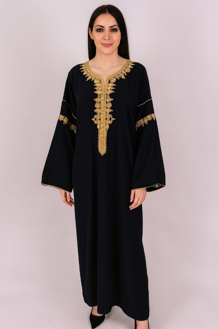 Caftan marocain brodé doré