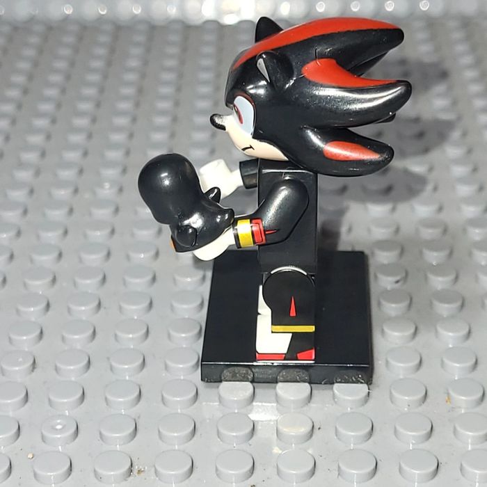 Minifigure / Figurine 🎮 Sonic The Hedgehog 🪙 Shadow - photo numéro 2