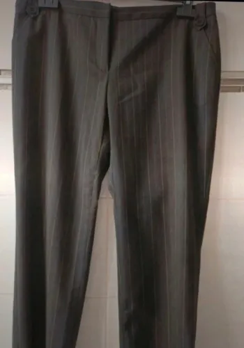 Superbe pantalon Alain Manoukian t.44