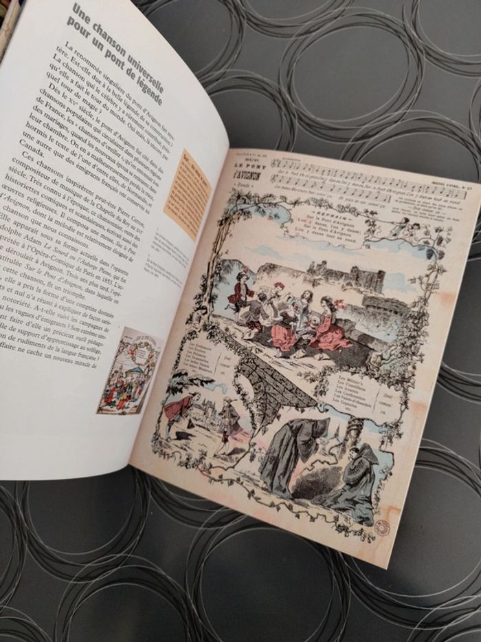Livre Le Pont d'Avignon complètement neuf - photo numéro 5