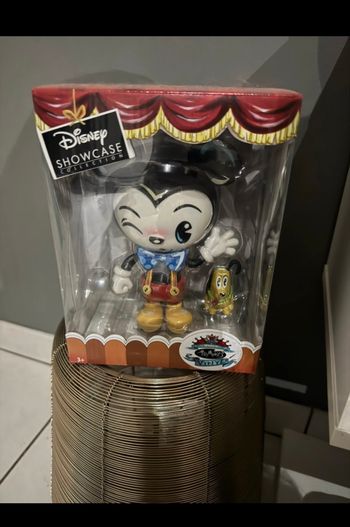 Figurine miss mindy mickey