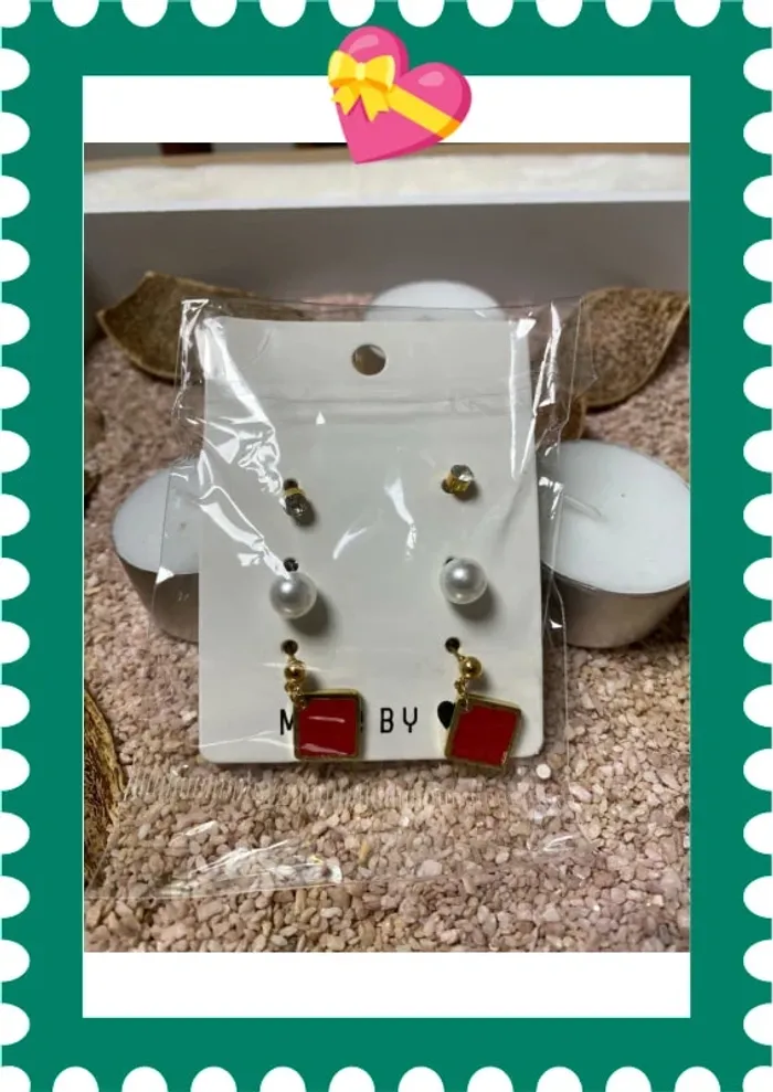 Lots de 3 paires de boucles d’oreilles neuves