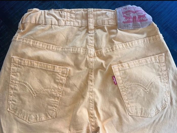 Bermuda / short levis 10 ans tbe peu porté - photo numéro 4