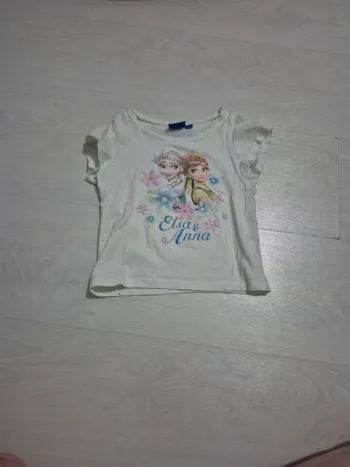 T-shirt manches courtes reine des neiges