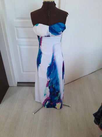 Jolie robe longue bustier taille S