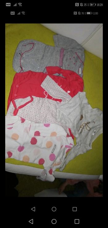 Lot bodies manche longue plusieurs marques