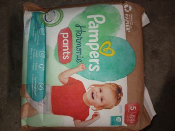 Paquet de couche Pampers harmonie pants taille 5 a 10€
