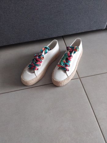 Tennis Taille 40