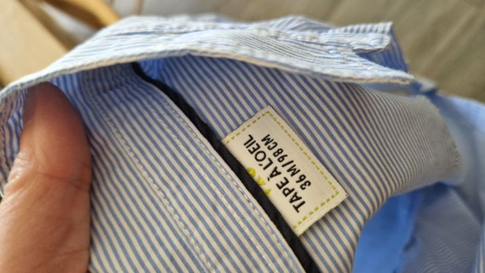 Chemise manches longues. Taille 36 ans. - photo numéro 4