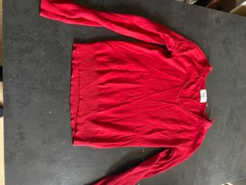Pull rouge