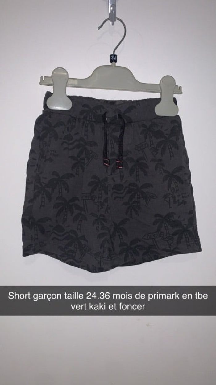 Short garçon taille 24.36 mois