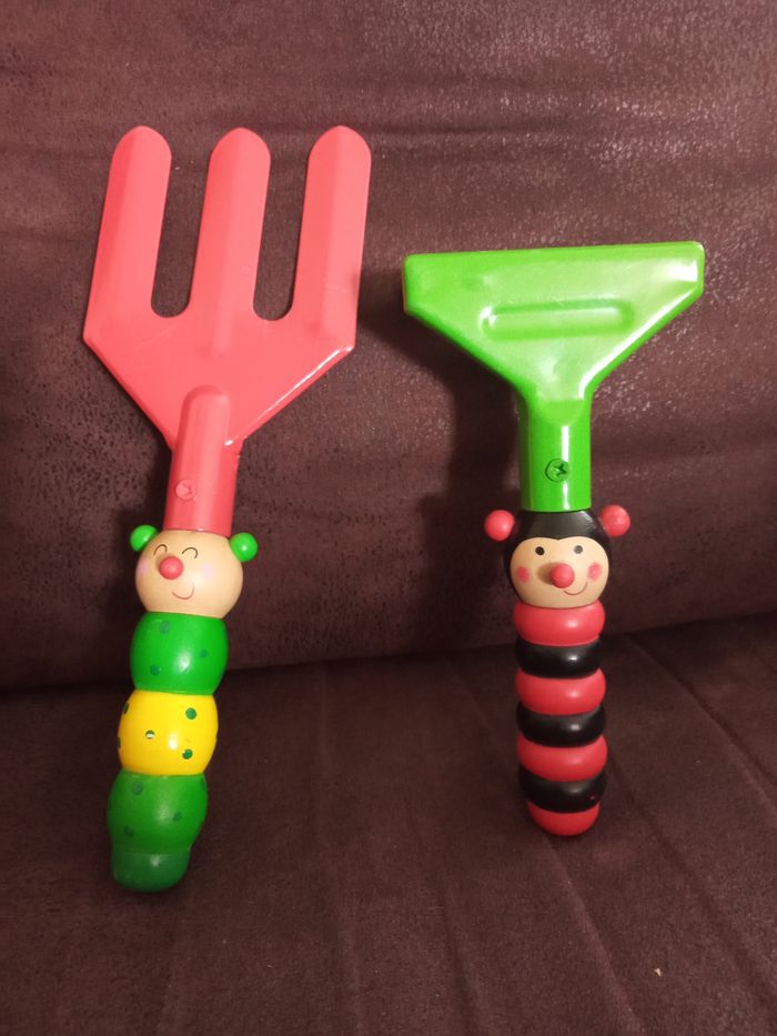 2 petits Outils de Jardinage pour Enfants - photo numéro 2