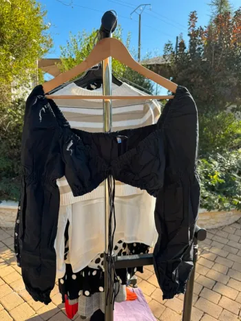 Blouse crop top noir H&M