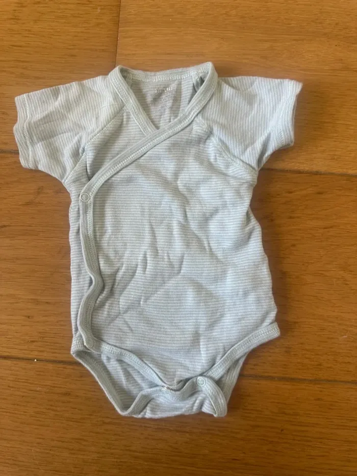 Lot 3 bodies bébé 3 mois – Mixte – Rayures & motifs – Très bon état - photo numéro 5