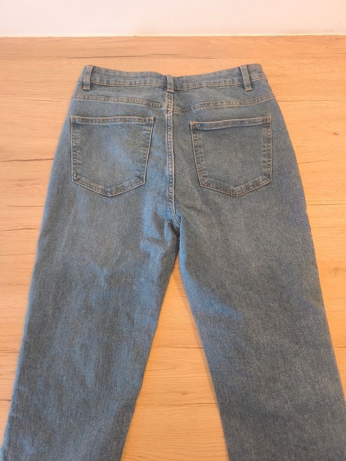 Jean droit taille 38 - photo numéro 4